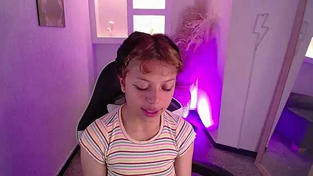 melodyy_as's cam snapshot