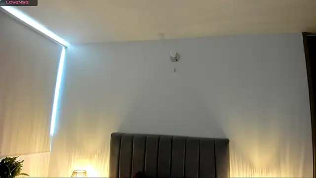 sophie_connors's cam snapshot