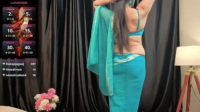 Madam-Mayaa's cam snapshot