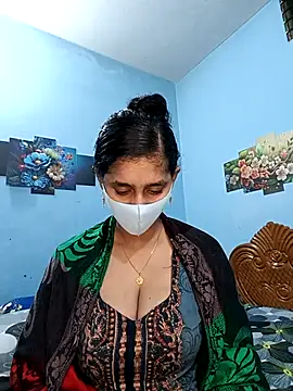 Cute_Faria's cam snapshot