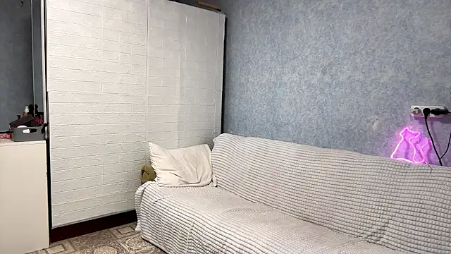 Lia_rise live sex cam