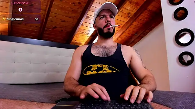 Tom_Bailey live sex cam