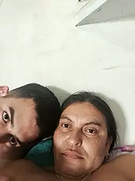 Horny-Mommy-Dirty live sex cam