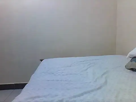 princess-cutie12's cam snapshot