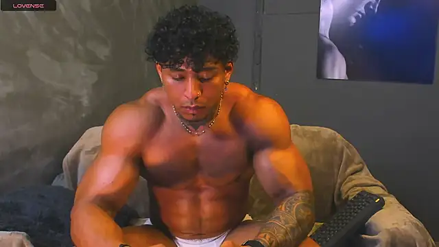 bradley_smith live sex cam