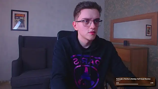 FelixStarkk live sex cam