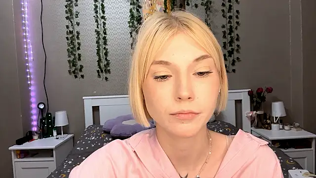 LlsabethHaze's cam snapshot