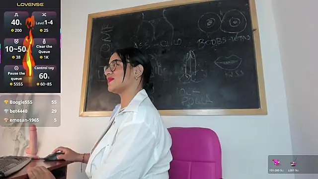 savana_rios's cam snapshot