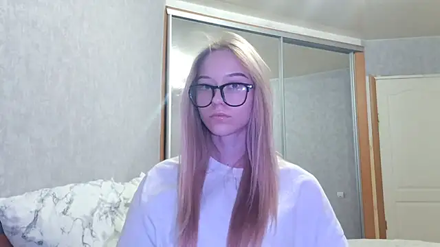 GlidedFill's cam snapshot