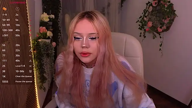 kitten_murray_'s cam snapshot