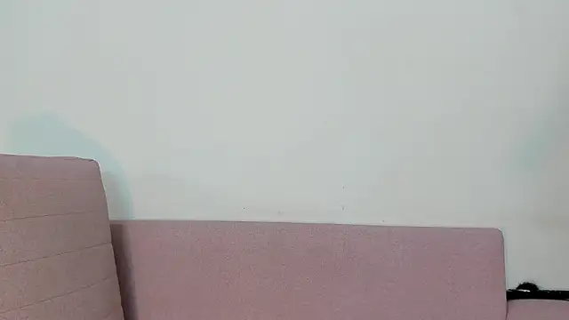 _miaquevedo_'s cam snapshot