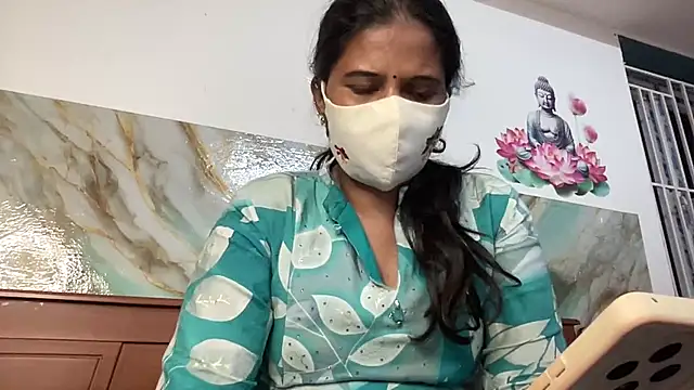 Tamil_Sanjana_'s cam snapshot