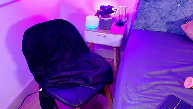 Violetaa_Rose's cam snapshot