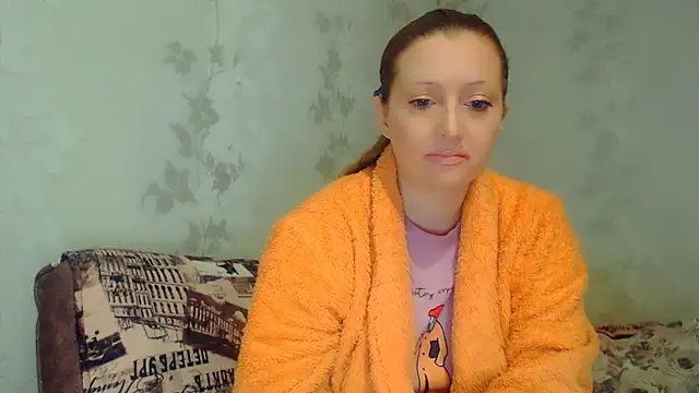 CrystallAngel's cam snapshot