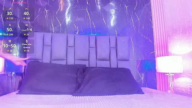 BustyGlow live sex cam