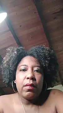 ChanneldelaCroix's cam snapshot