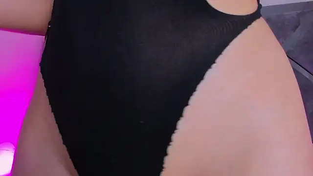 Sweet_Salome1's cam snapshot