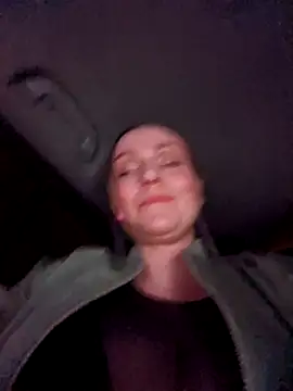 Bondgirl_013 live sex cam