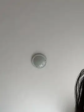 Nina-Viens live sex cam