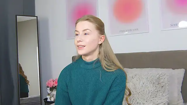 VioletiSwone live sex cam