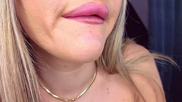 SpoilM3Mor3 live sex cam