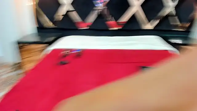 Mia_cartther's cam snapshot