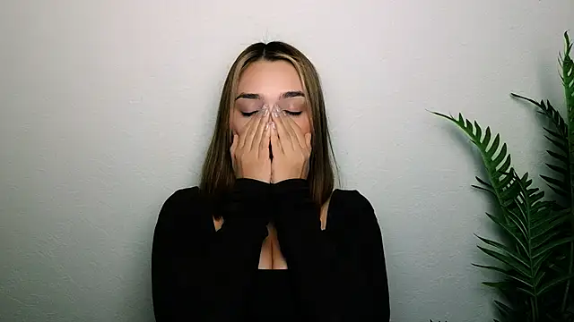 veryshygirl's cam snapshot