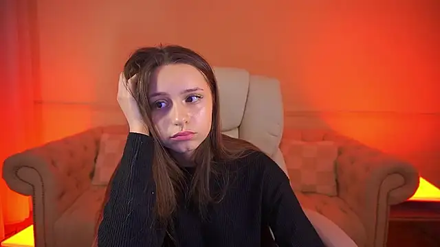 TinyNatalie's cam snapshot