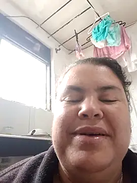 yaneth_'s cam snapshot