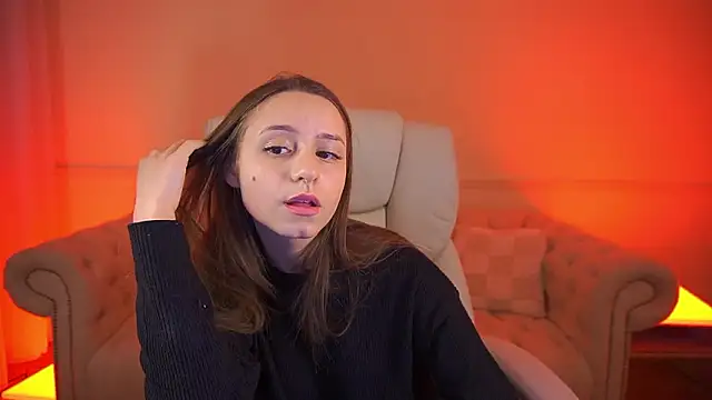 TinyNatalie's cam snapshot