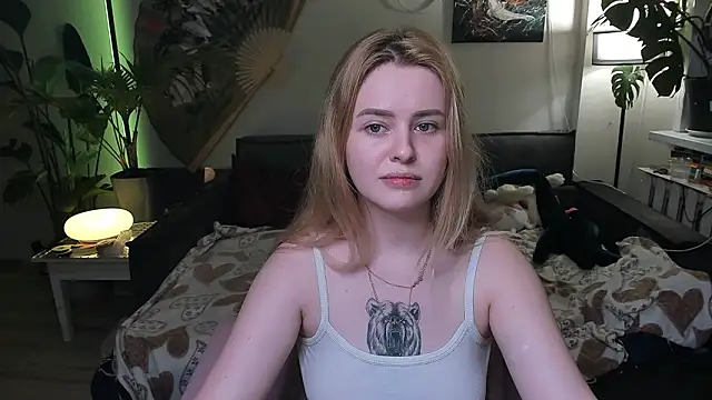 Alexa_Pirs's cam snapshot