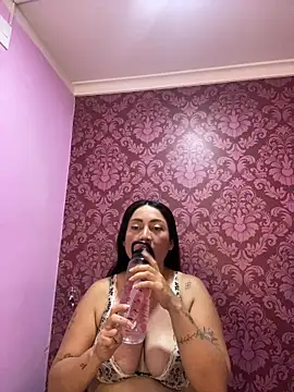 juliana_diaz's cam snapshot