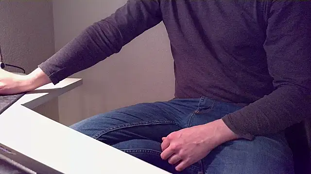 Clamshive777's cam snapshot