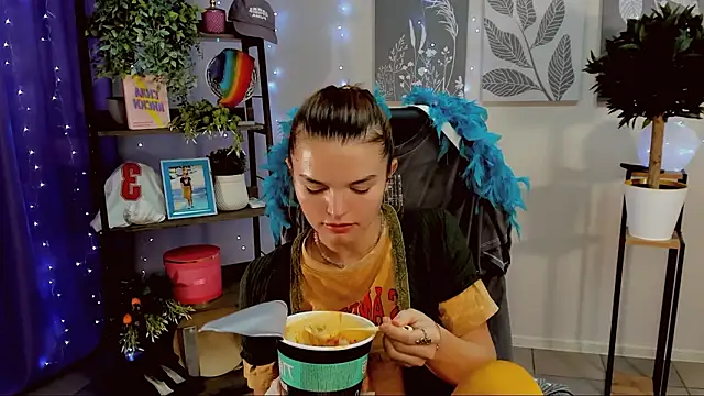 SaraGolben's cam snapshot