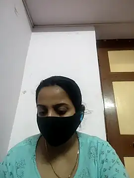 Tamil_shalini's cam snapshot