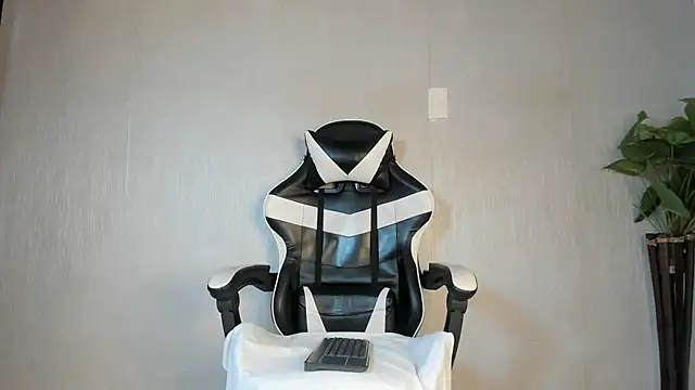 Brand_Collins's cam snapshot