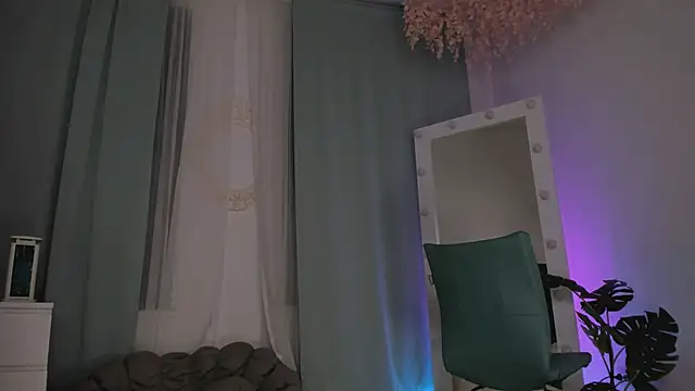 LilianKroft's cam snapshot