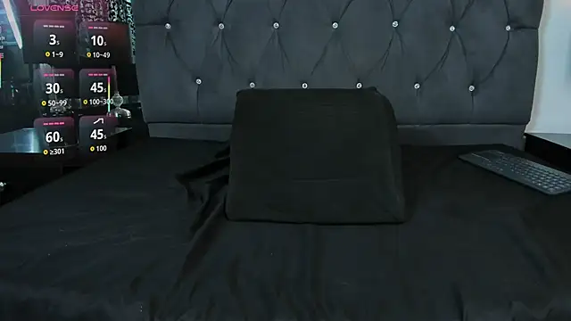 Angel_Cuervo live sex cam