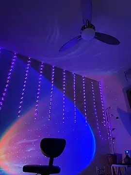 thebrattygoddess live sex cam