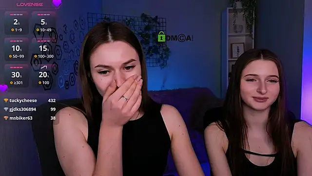 nekky_mouse live sex cam