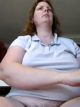 xxSexyBushLinnxx live sex cam