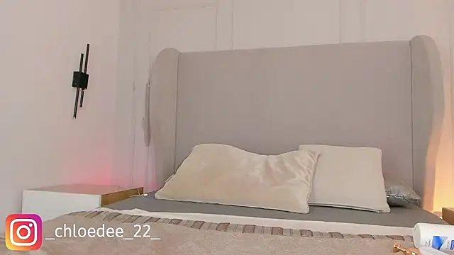 chloe_d's cam snapshot