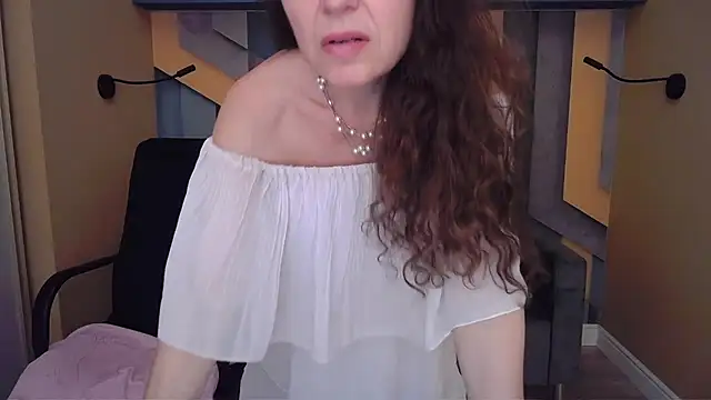 EllaLong's cam snapshot