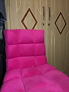 Miumiu_2k4 live sex cam