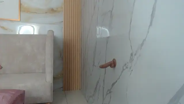 natasha_romanoff_s's cam snapshot