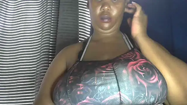 NippleMilkXx's cam snapshot