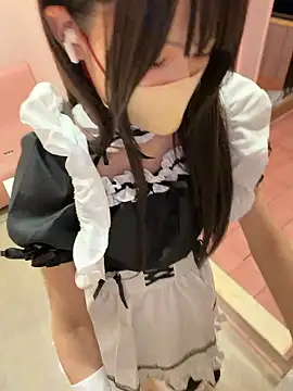 eroeroMiYUeroeo's cam snapshot