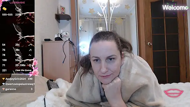 Yevgeshka-Milashka's cam snapshot