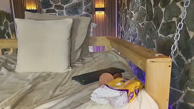 MeganCruzGB's cam snapshot