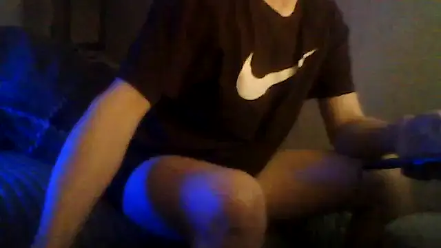 Tom4Womans's cam snapshot